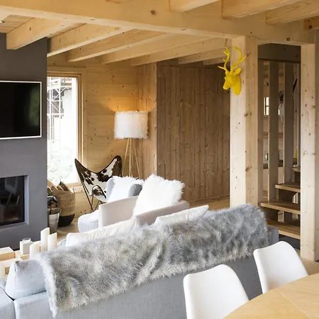 In Les Masses With Garden *