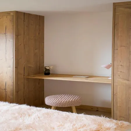 In Les Masses With Garden * Agettes